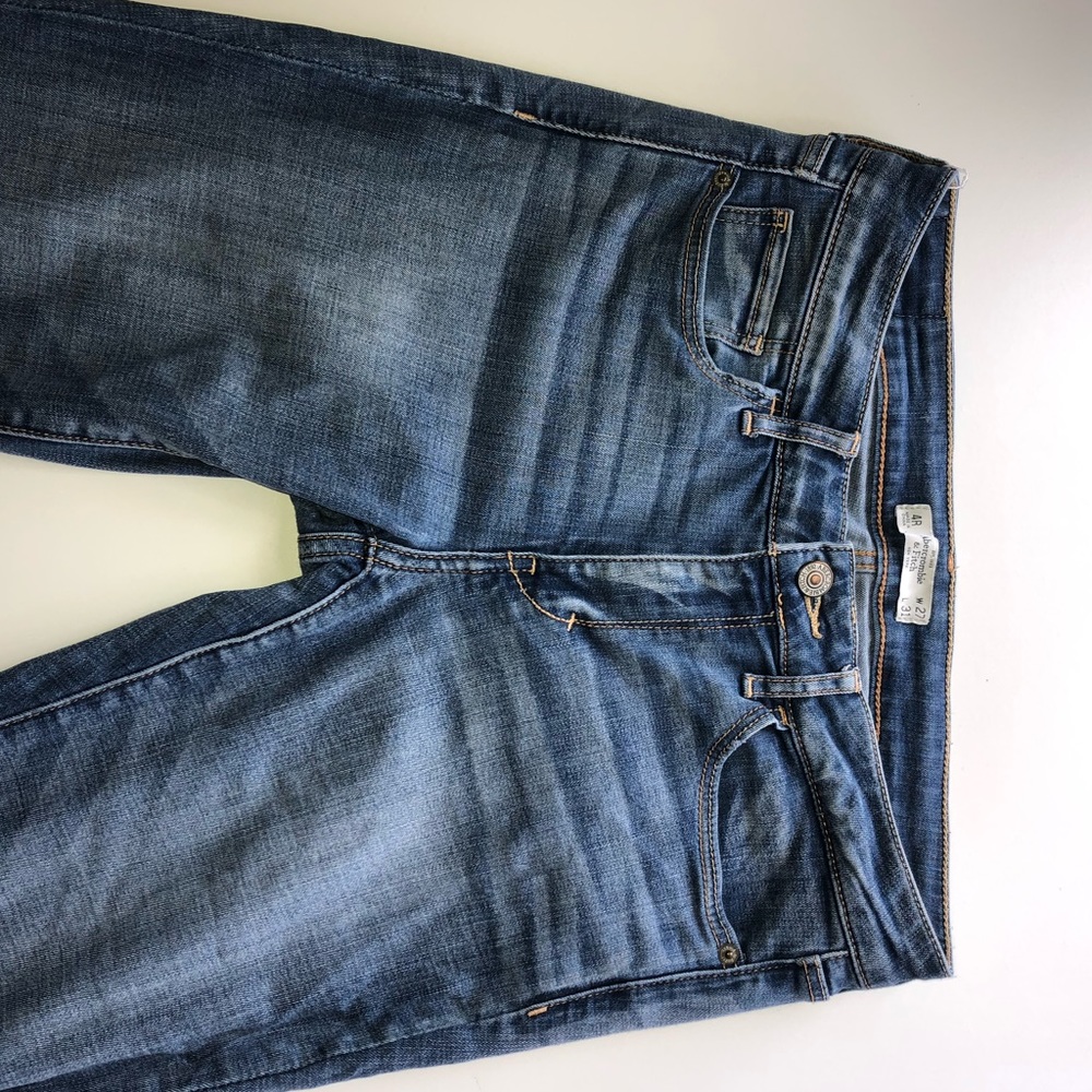 Low rise skinny jeans